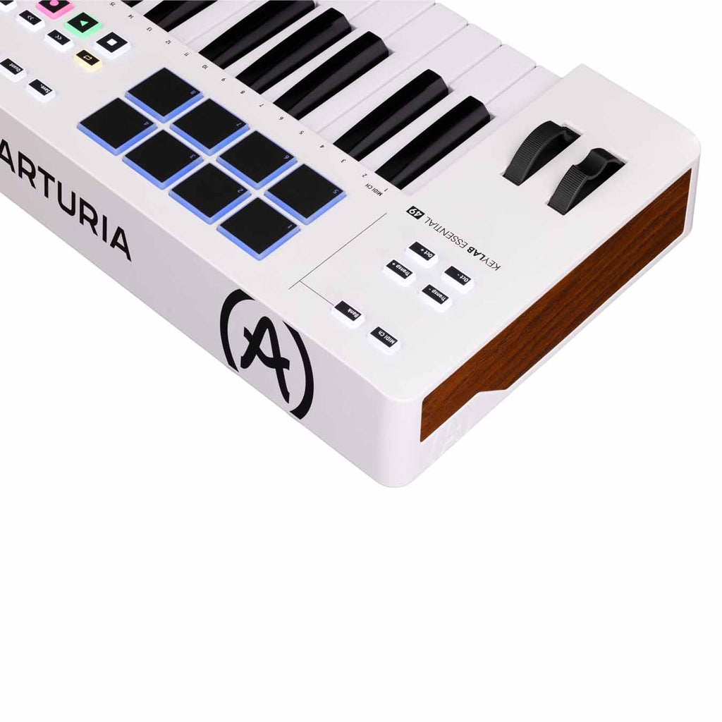 Arturia KeyLab Essential 49 mk3 MIDI Controller White