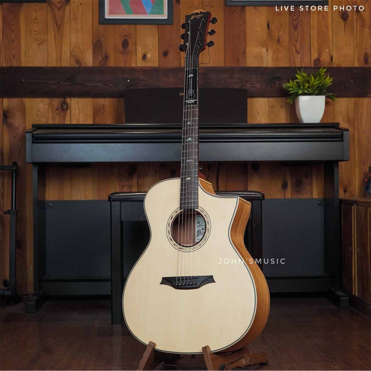 Bromo BAT4C Tahoma series Hillside Auditorium Acoustic Cutaway