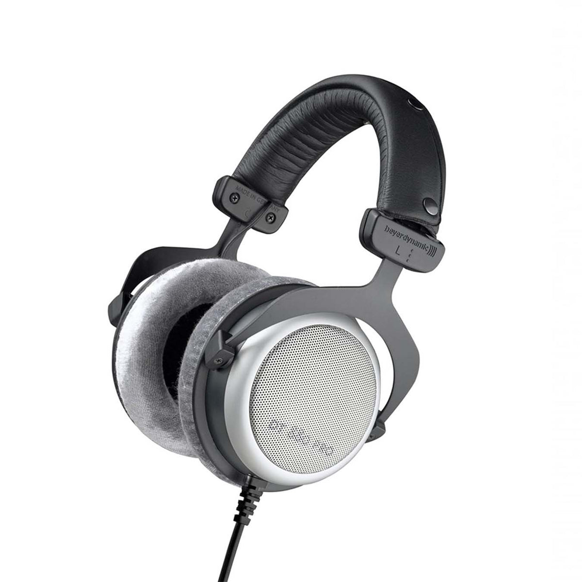 Beyerdynamic DT 880 PRO Studio headphones for mixing and mastering (semi-open)