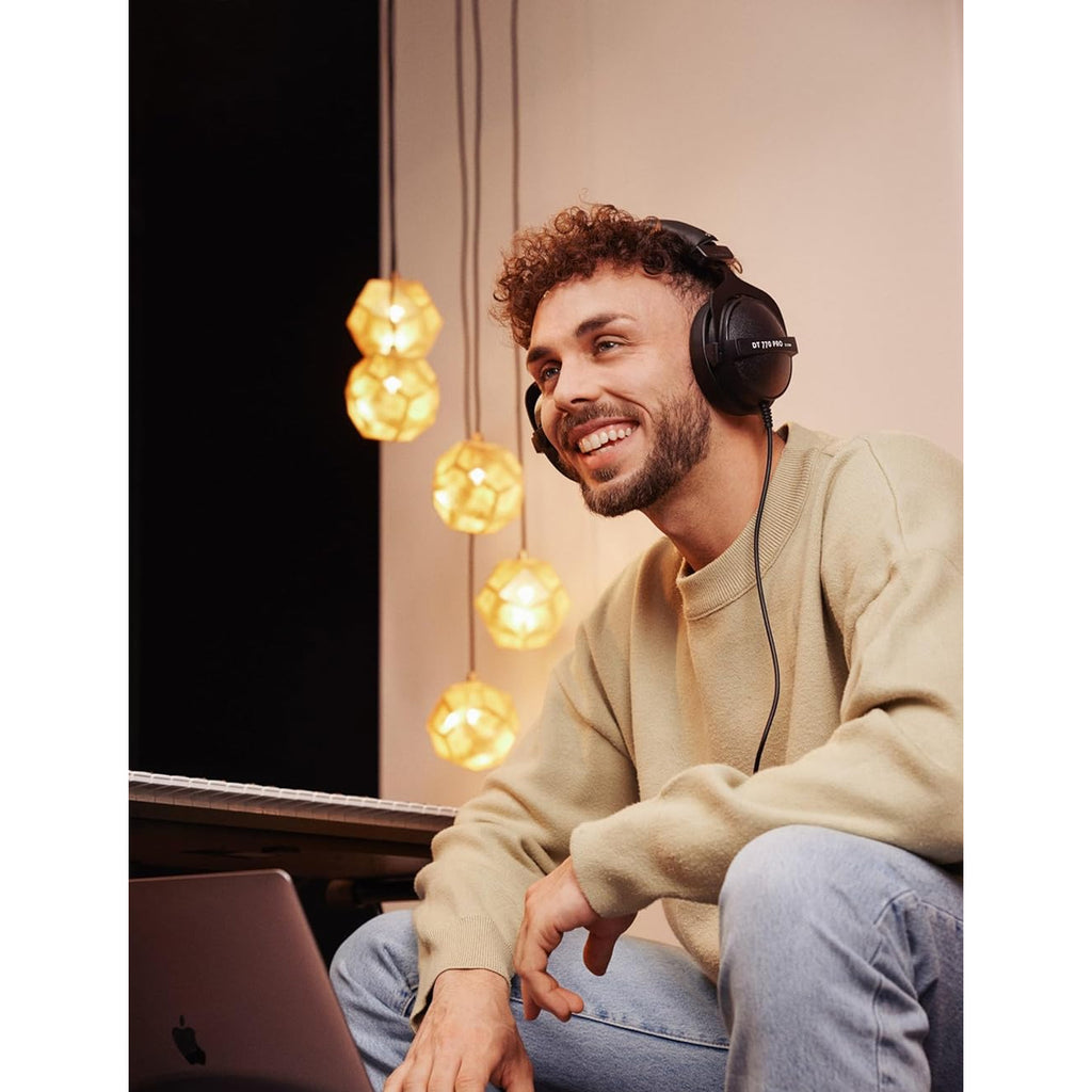 Beyerdynamic DT 770 Pro 32 Ohm Headphones