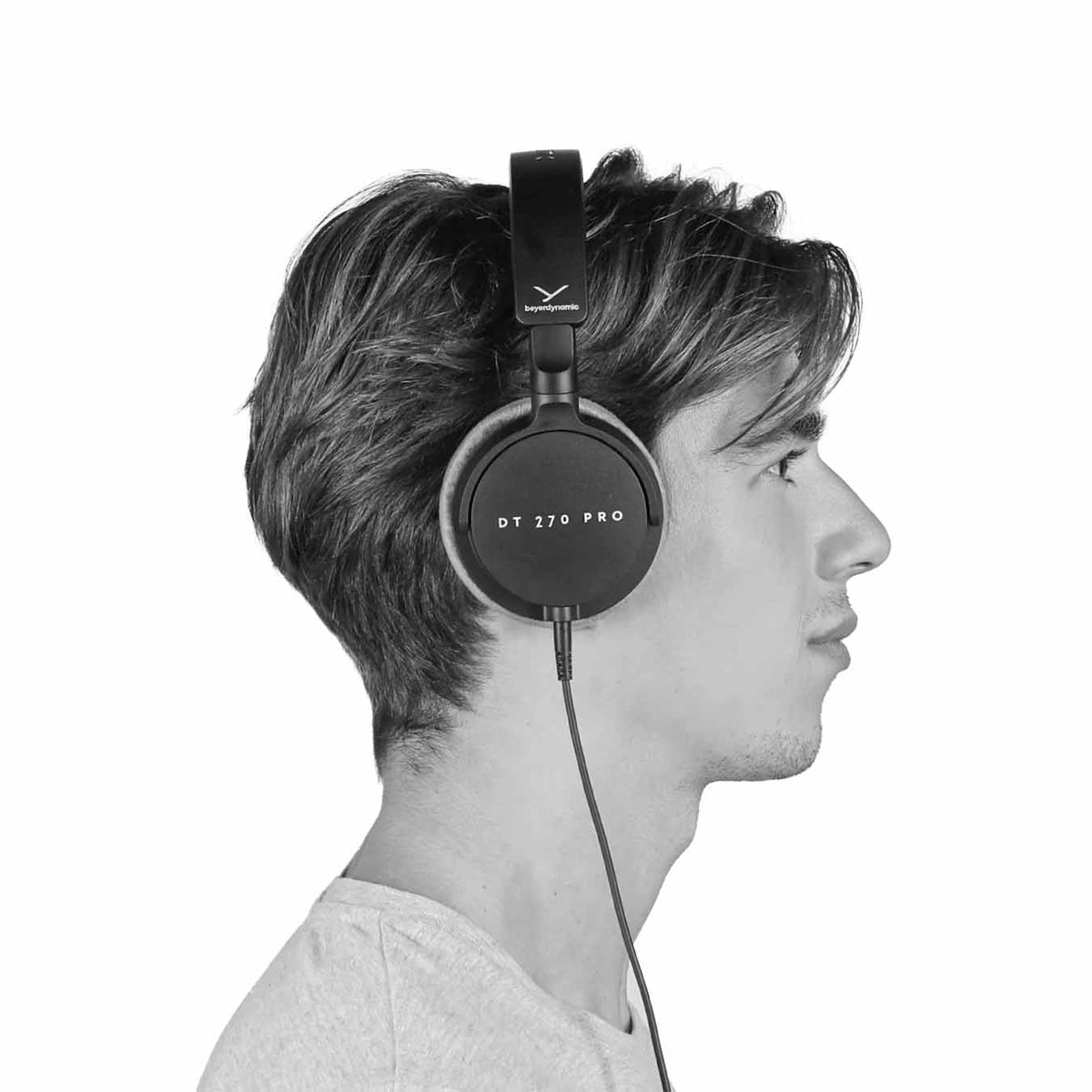 Beyerdynmaic DT 270 PRO Compact Studio Headphone for Recording and Monitoring (closed)