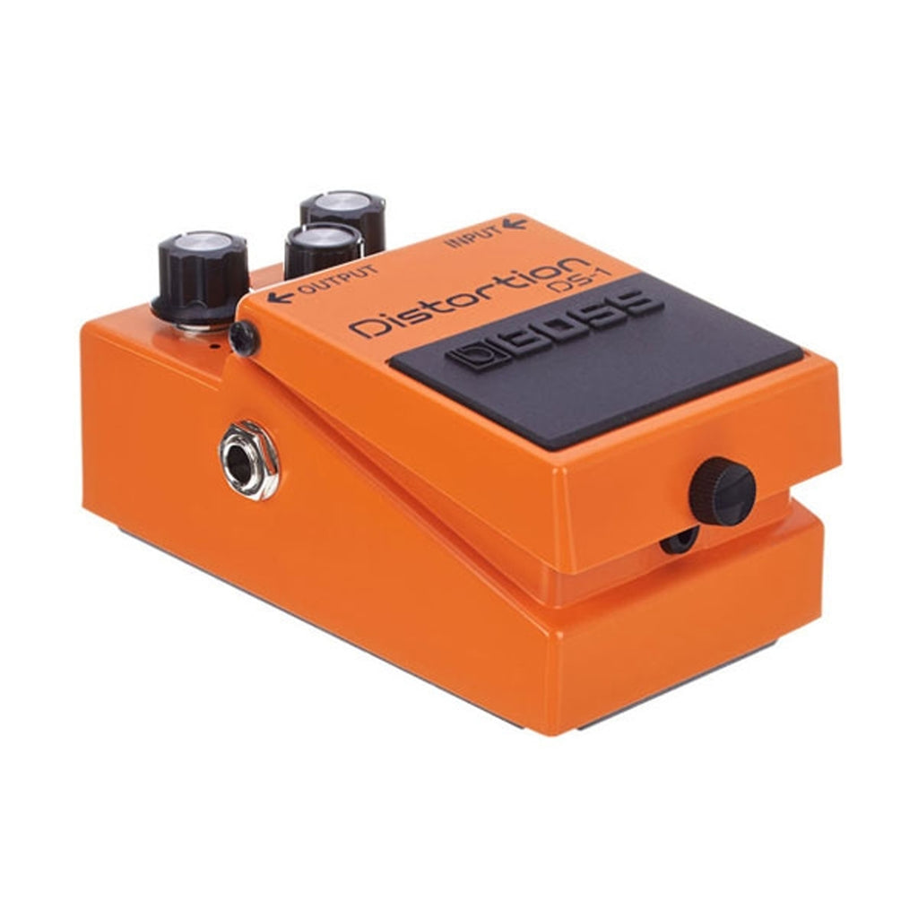 BOSS DS-1 DISTORTION PEDAL