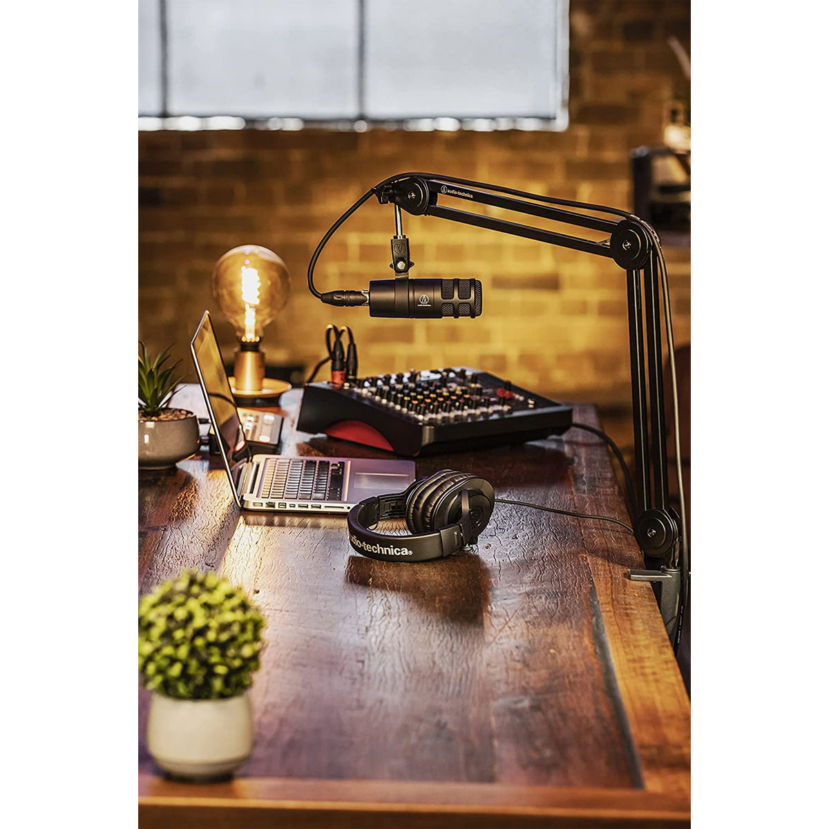 Audio Technica AT2040 Hypercardioid Dynamic Podcast Microphone