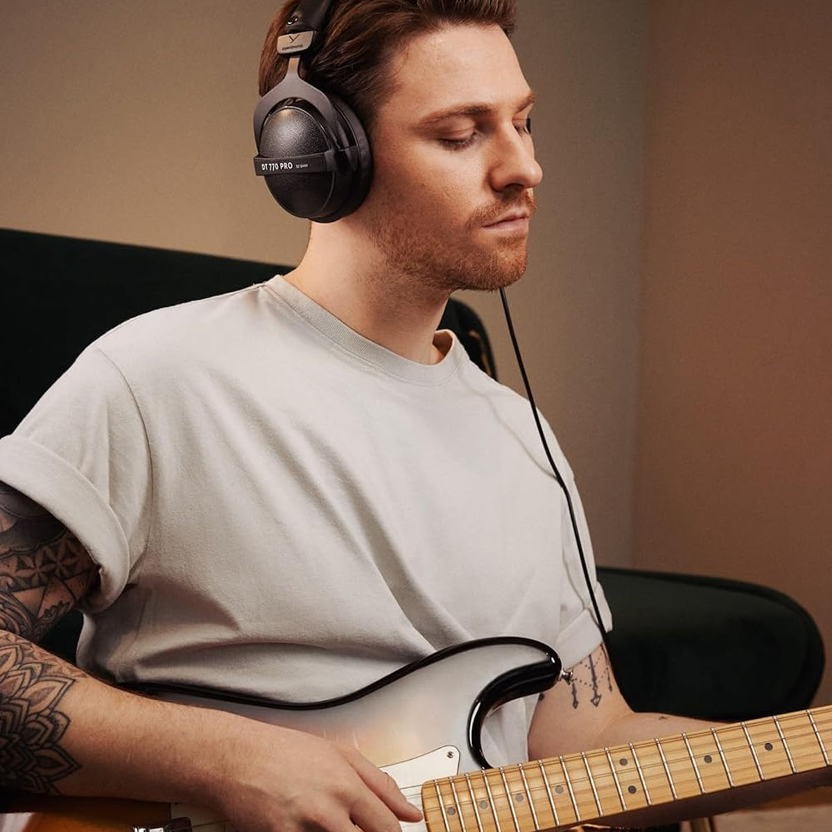 Beyerdynamic DT 770 Pro 32 Ohm Headphones