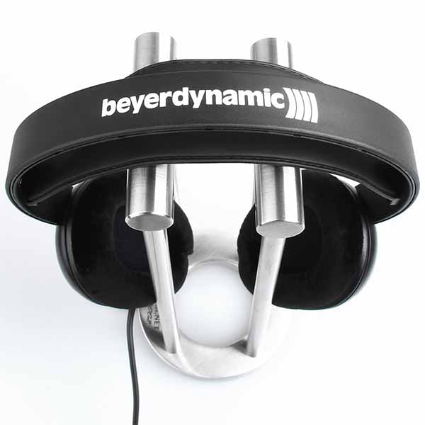 Beyerdynamic DT235 Headphones