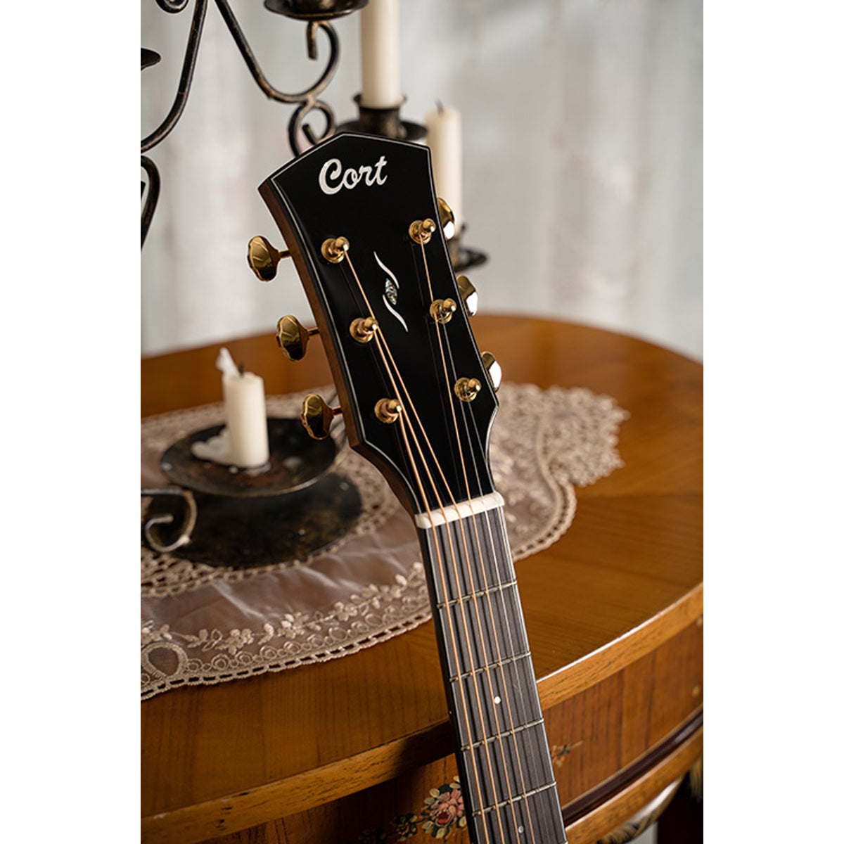 Cort GOLD DC6 Semi Acoustic Guitar with Carry Bag - Natural
